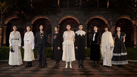 dior cruise show mexico city|Dior 2024 dress show.